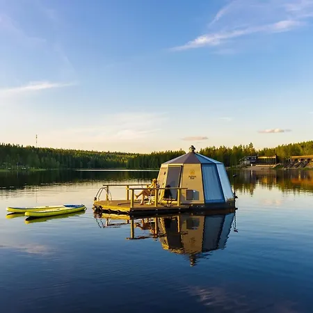 Hotel na wodzie Igloo Ukkohalla *